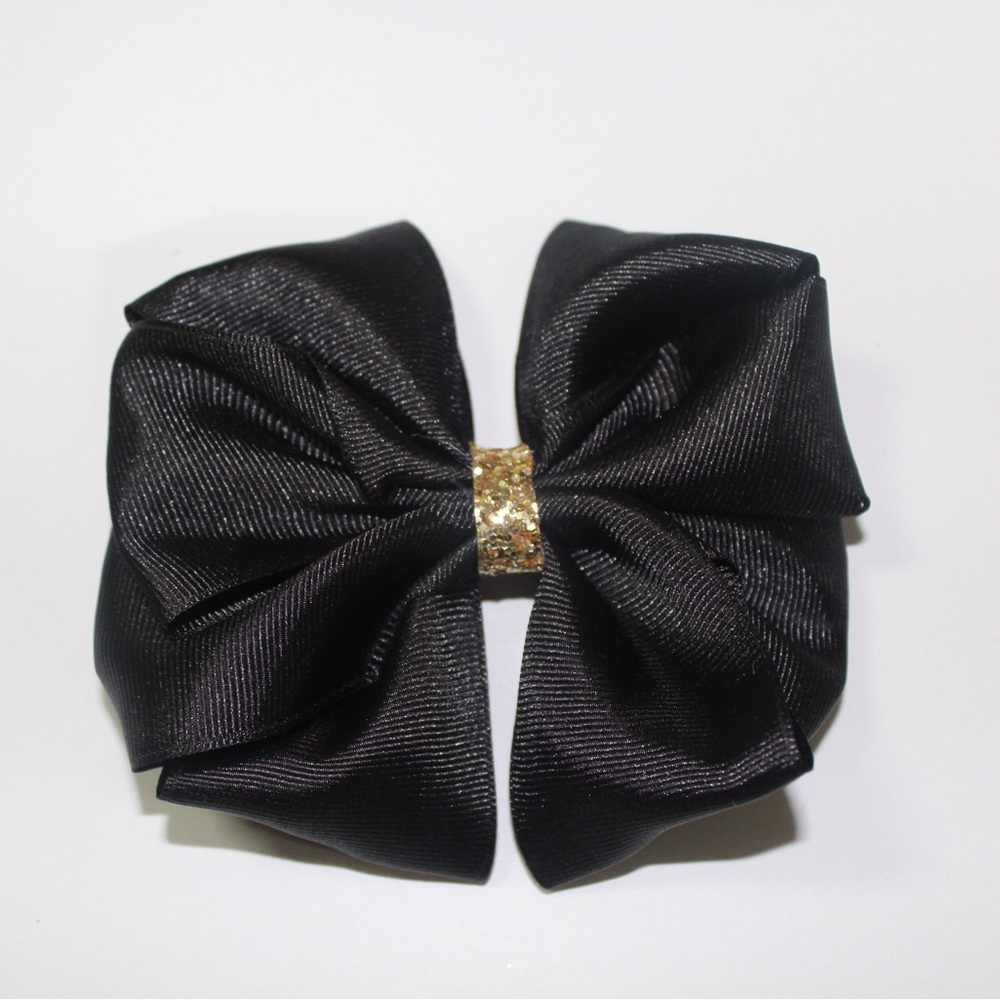 Black bow